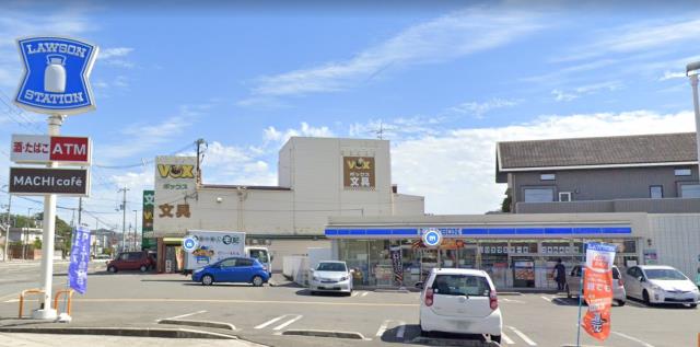 コンビニ　ローソン　姫路西新在家店（コンビニ）まで741m