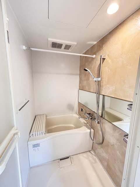 バス・シャワールーム　浴室