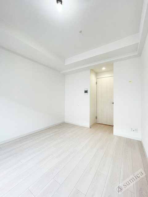 居室・リビング　ホワイトベースで明るい内装♪