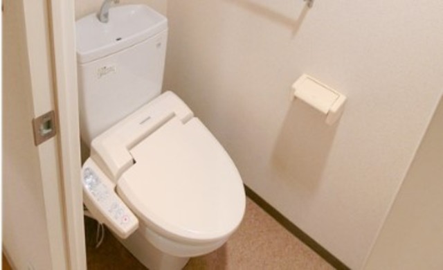 トイレ　参考写真