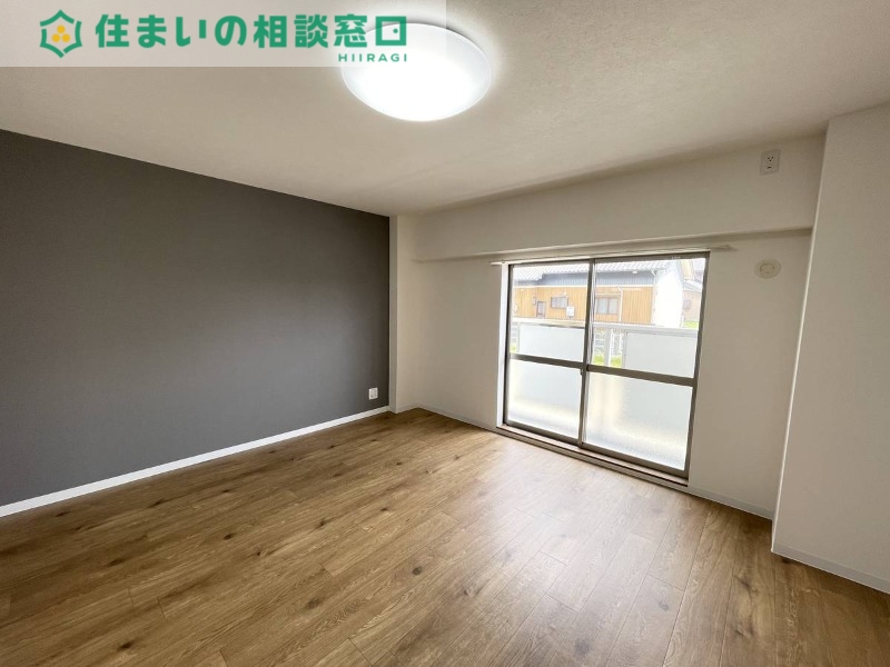 居室・リビング　同型