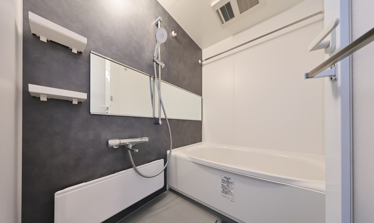 バス・シャワールーム　※写真は同タイプ住戸です。