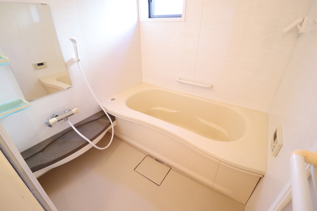 バス・シャワールーム　浴室