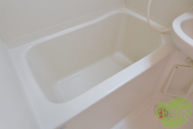 バス・シャワールーム　浴室は深さや長さがあるので一日の疲れも癒されそうですね。