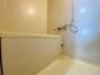 バス・シャワールーム　バストイレセパレートタイプのシンプルな浴室です☆