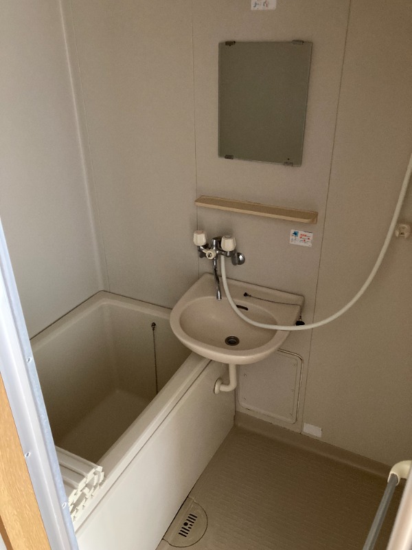 バス・シャワールーム　※別部屋参照