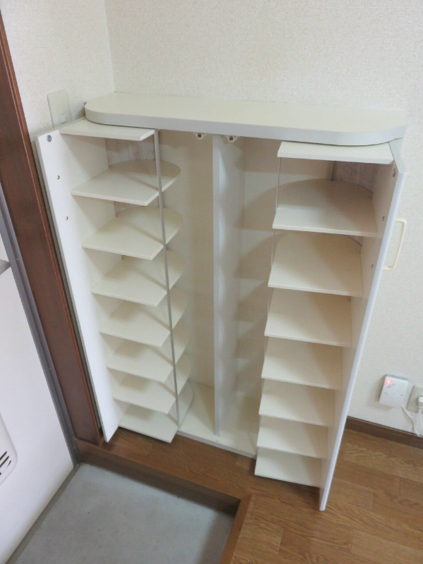 シャトーNakagawaVIIの玄関写真