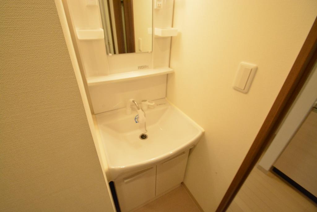 洗面設備　洗髪洗面化粧台