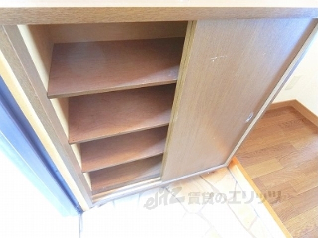 収納　下駄箱