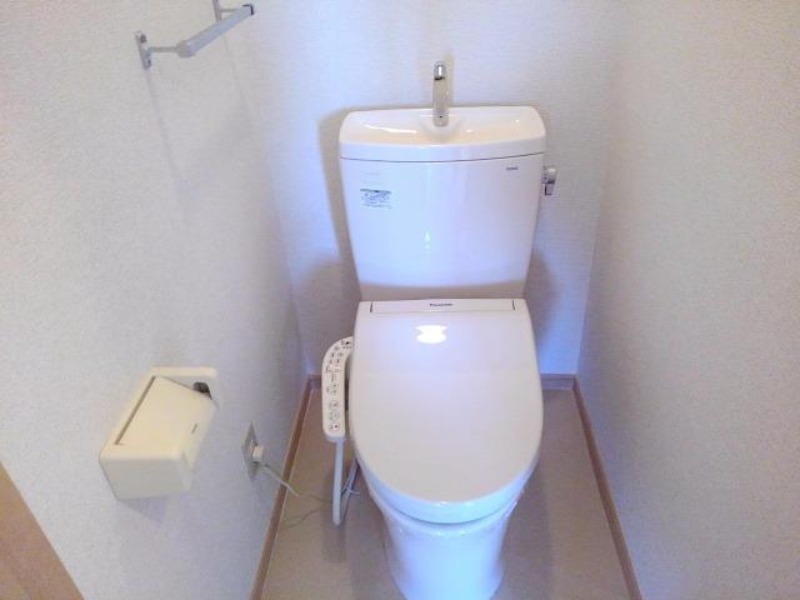 トイレ　図面と現状に相違がある場合には現状を優先
