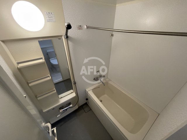 バス・シャワールーム　南堀江アパートメントシエロ　浴室