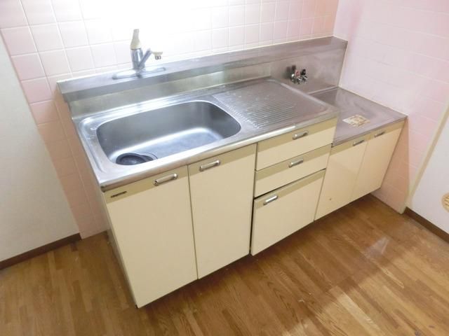 キッチン　☆２口ガスコンロ設置が可能です☆