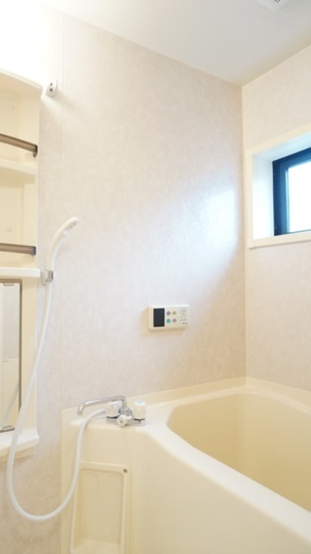 バス・シャワールーム　図面と現状に相違がある場合には現状を優先