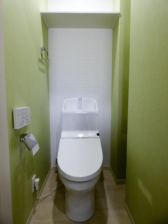 クリエオーレ荒本IIIのトイレ写真