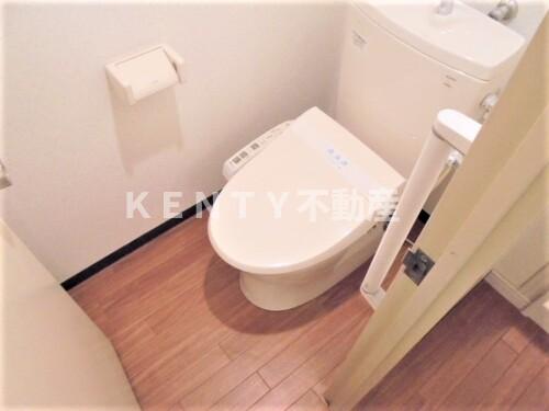 トイレ　シンプルで使いやすいトイレです