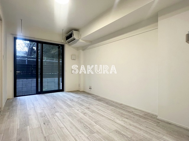 居室・リビング　使いやすい形の為、レイアウトを楽しめます♪