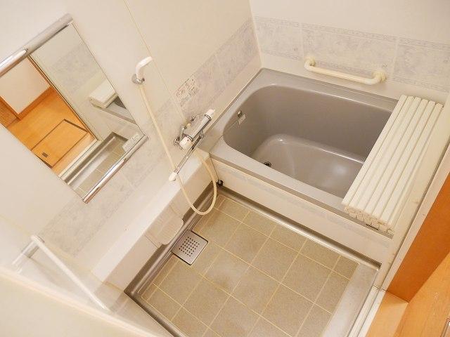 バス・シャワールーム　浴室