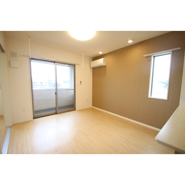 居室・リビング　※画像は反転タイプです