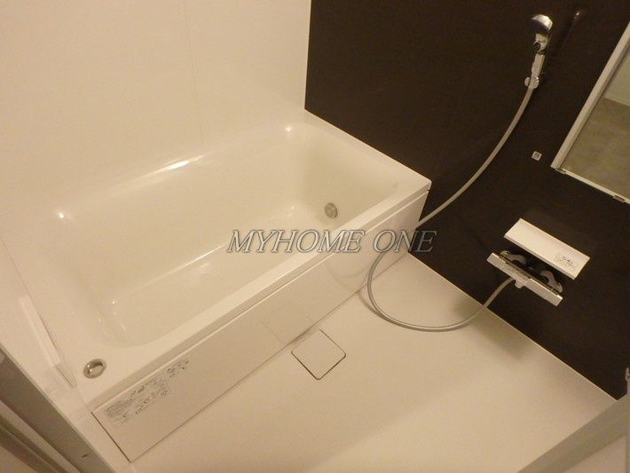 バス・シャワールーム　追焚バス