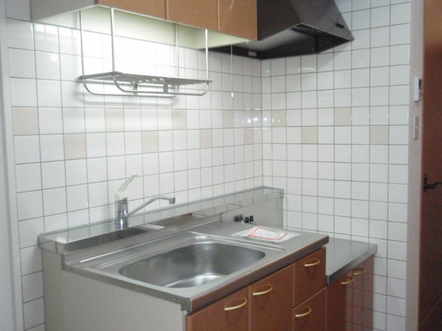 キッチン　同物件別号室