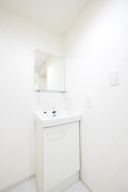 洗面設備　※同仕様（イメージ）