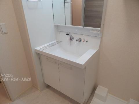 洗面設備　洗髪洗面化粧台