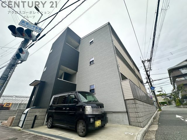 建物外観　オートロック完備で安心のセキュリティ♪