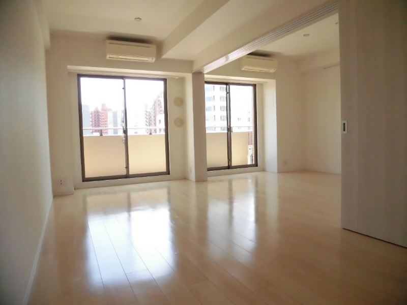 居室・リビング　以下別室参照　現況優先します