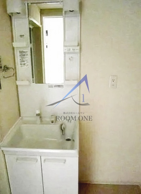 洗面設備　洗面台です。
