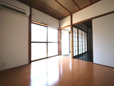 居室・リビング　※写真は別の部屋のものです。