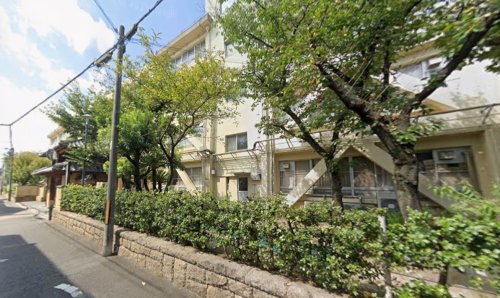 小学校　茨木市立茨木小学校（小学校）まで669m