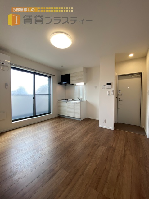 居室・リビング　階数により、壁紙が変わります。