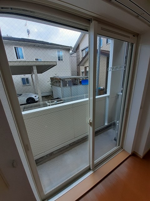 バルコニー　南向きバルコニーで日当たりGOOD♪