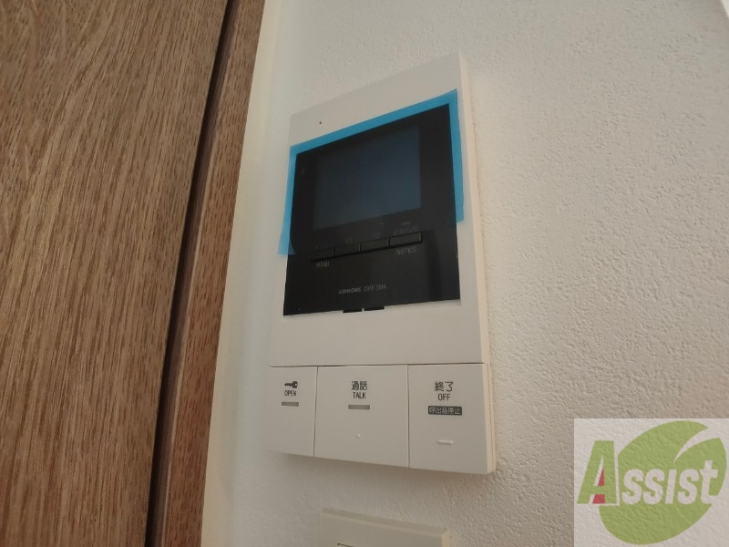 セキュリティ　ＴＶモニター付インターホンです。来客者の顔が見えるので安心！