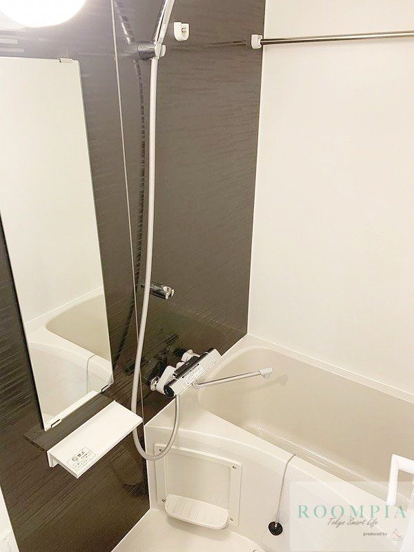 バス・シャワールーム　バス