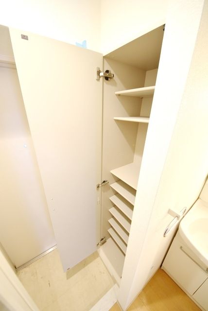 玄関　シューズボックスあります♪