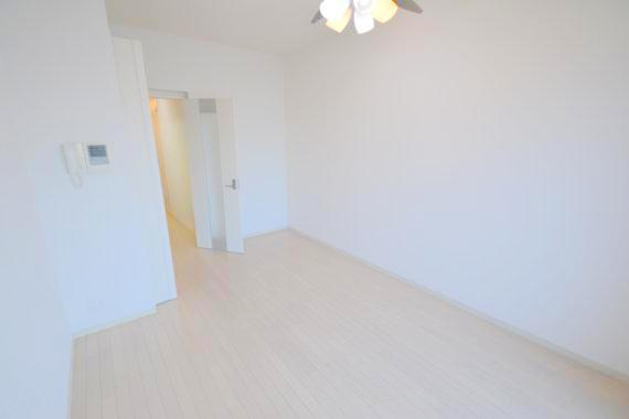 その他部屋・スペース　どんな家具でも合わせやすいですよ。