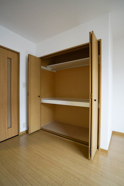 収納　同じ建物の別のお部屋