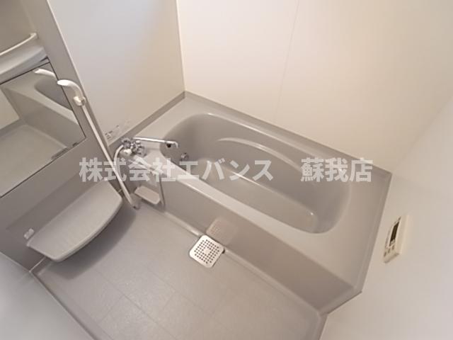 バス・シャワールーム　日々の疲れを癒すお風呂付です