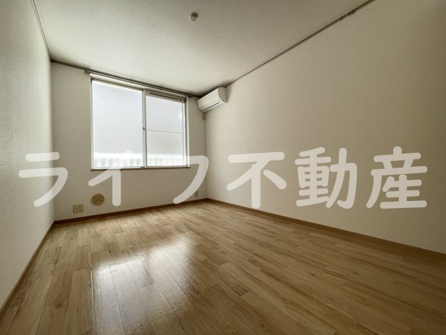 居室・リビング　ゆったり過ごせる居間です