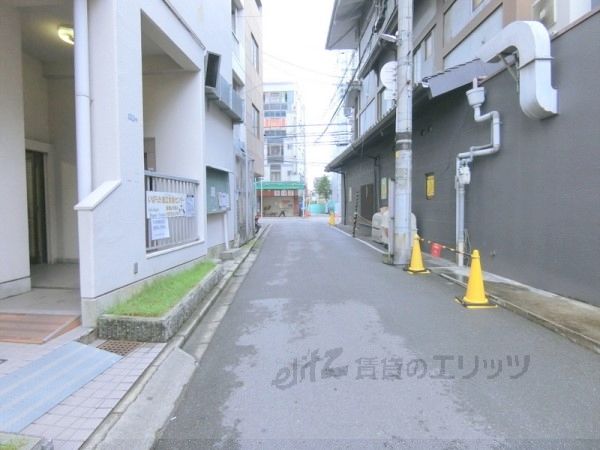 その他　前面道路