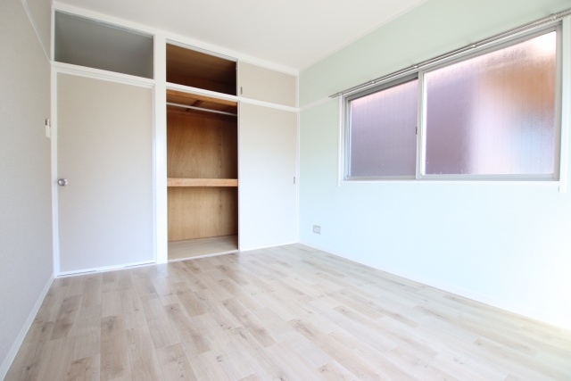 居室・リビング　※別号室の参考写真のため、現状優先です。
