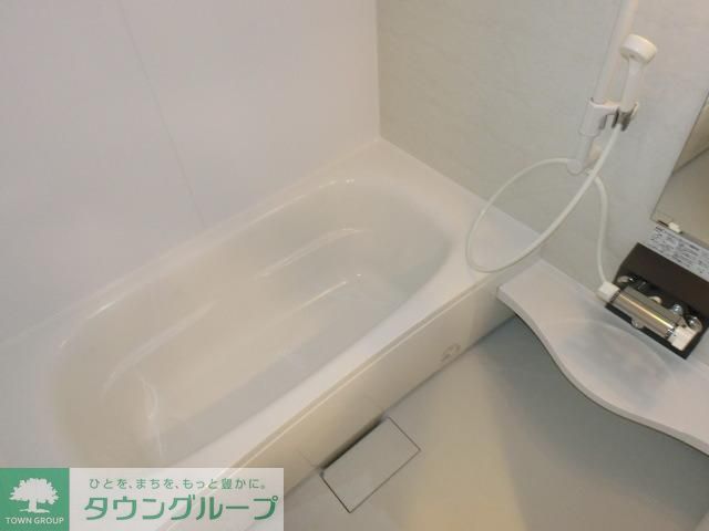 バス・シャワールーム　ゆったり一坪バス　追焚・浴室乾燥機完備