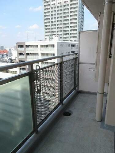 バルコニー　写真は同タイプ住居です。