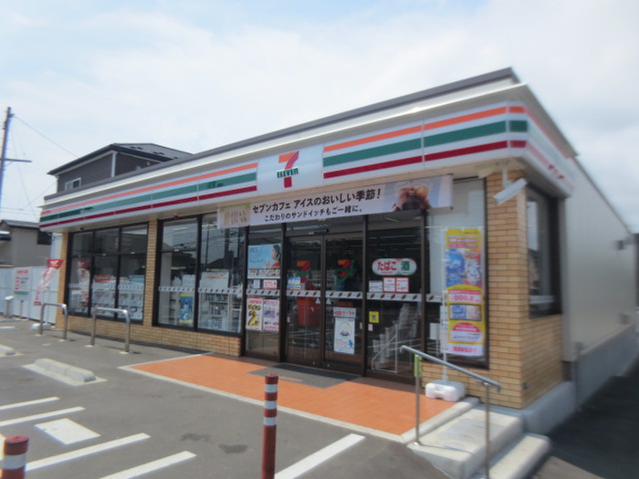 コンビニ　セブンイレブン福田町二丁目店（コンビニ）まで220m