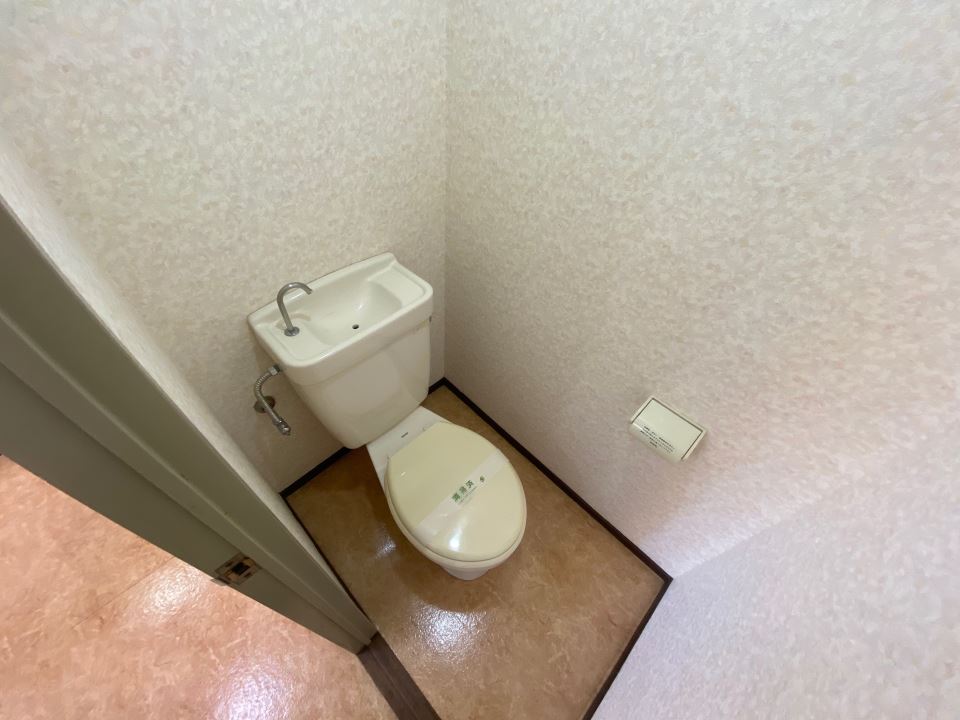 トイレ　洋式トイレです