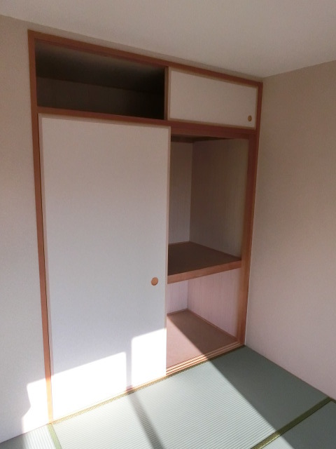 収納　たっぷり入る収押入です。
