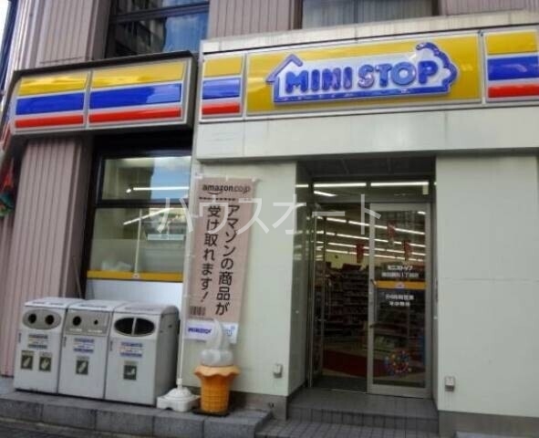 コンビニ　ミニストップ神田錦町1丁目店（コンビニ）まで232m