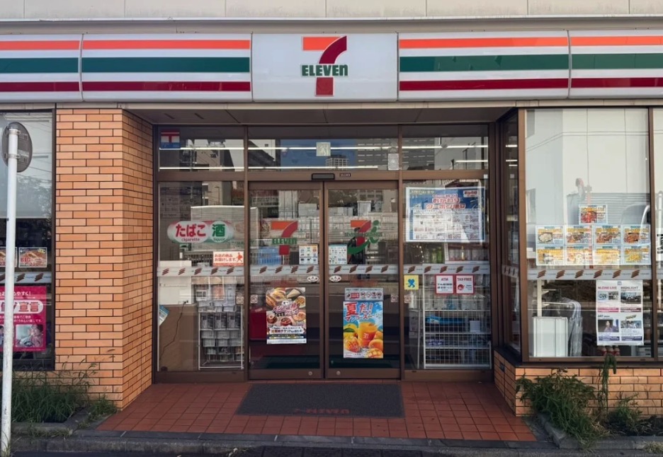 コンビニ　セブンイレブン江東佐賀2丁目店（コンビニ）まで297m