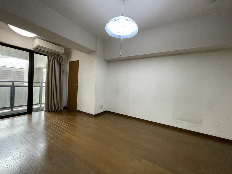 居室・リビング　開放感のあるゆったりとしたお部屋です♪